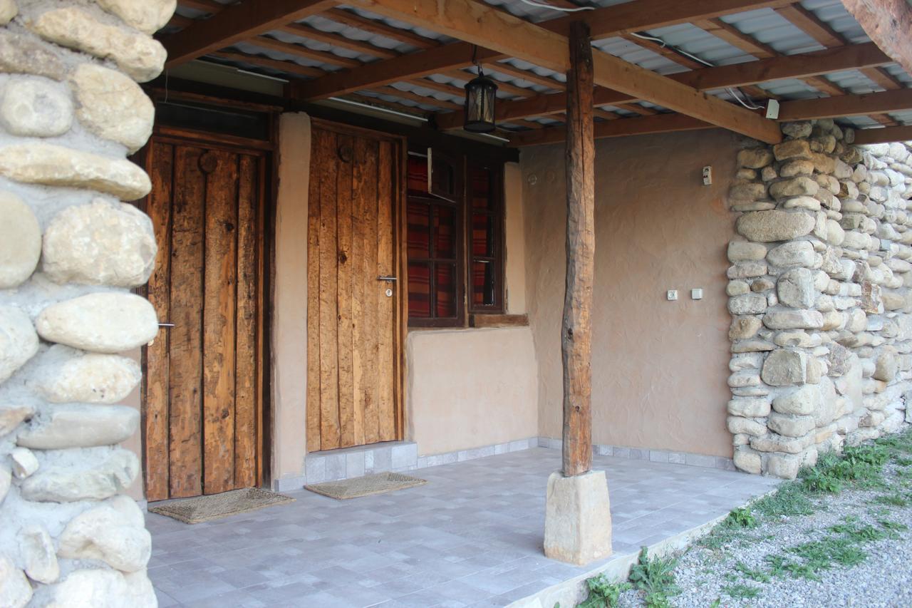 Golden Cradle Hotel Bazaleti Luaran gambar